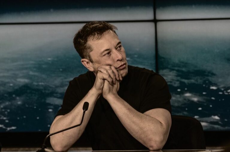 Is Elon Musk An Awful Speaker?